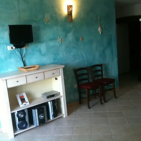 בית כפרי Li Espi Country פורטו פולו